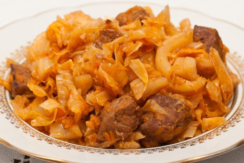 Тушеное мясо с капустой и картошкой в мультиварке рецепты с пошагово в Тушеное мясо с капустой и картошкой в мультиварке рецепты с пошагово в