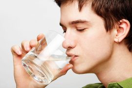 Как избавиться от икоты быстро? Как избавиться от икоты у новорожденного?