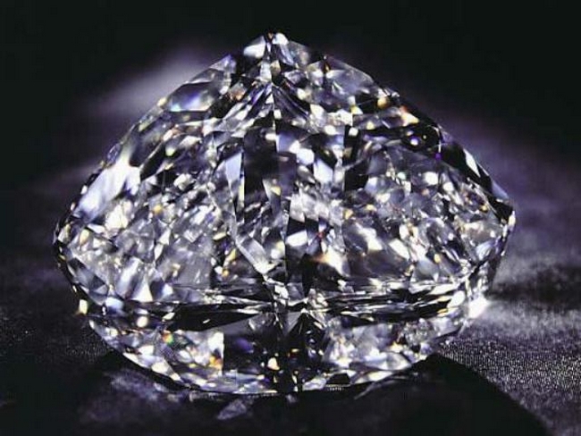 Бриллиант The De Beers Centenary Diamond