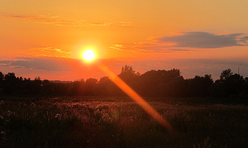 Объясните что такое луч как обозначаются лучи в математике и геометрии