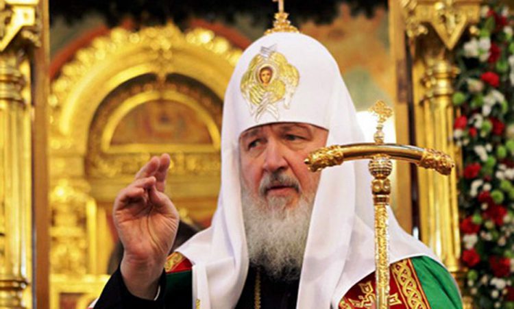 Как правильно креститься православным христианам в церкви