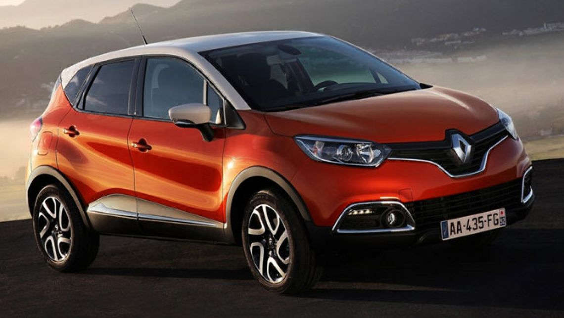 Renault Captur SUV на трассе