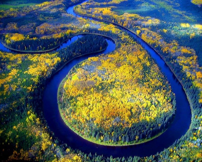 какое количество рек в россии