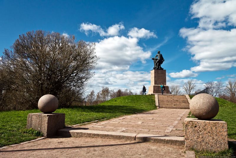 Памятники выборга фото с названиями и описанием