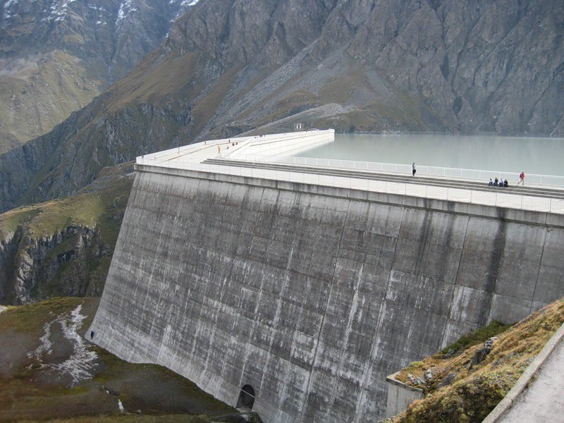 Дамба самая большая в мире фото