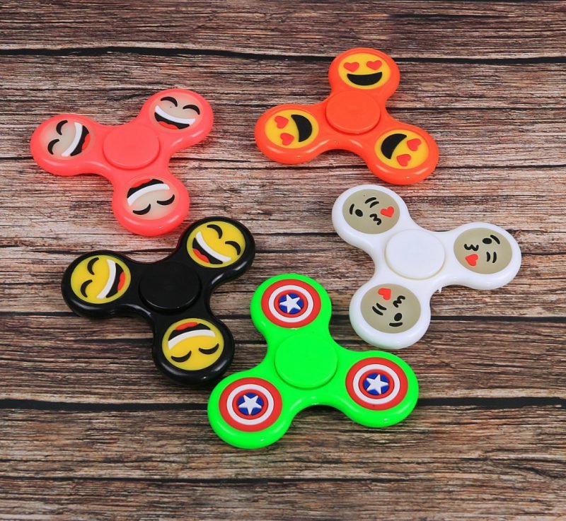 59982410eea02 Как выглядит спиннер за 1 рубль