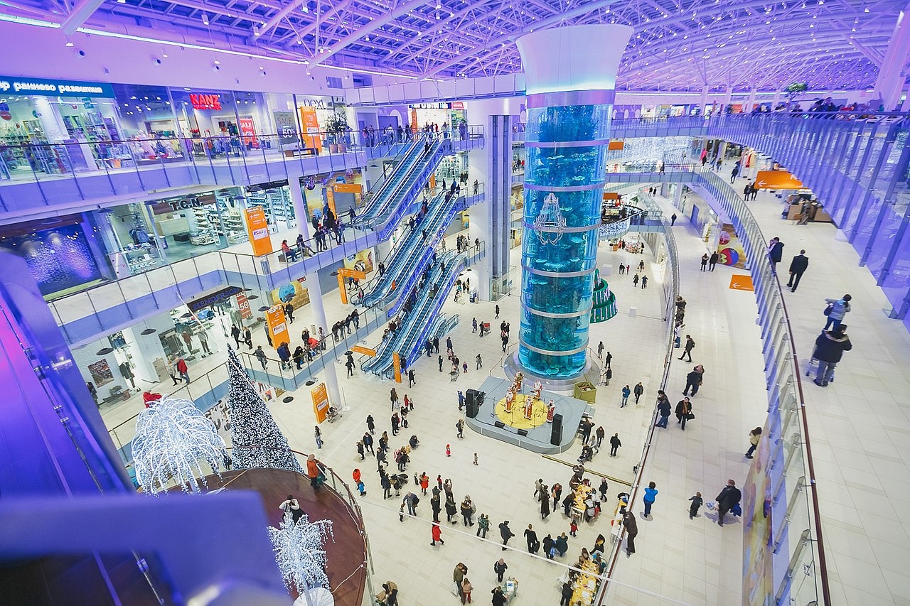 Самый большой торговый центр в Москве
