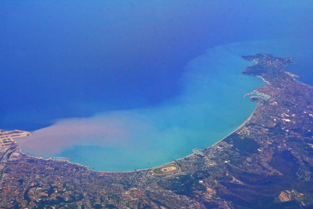 Средиземное море вид сверху