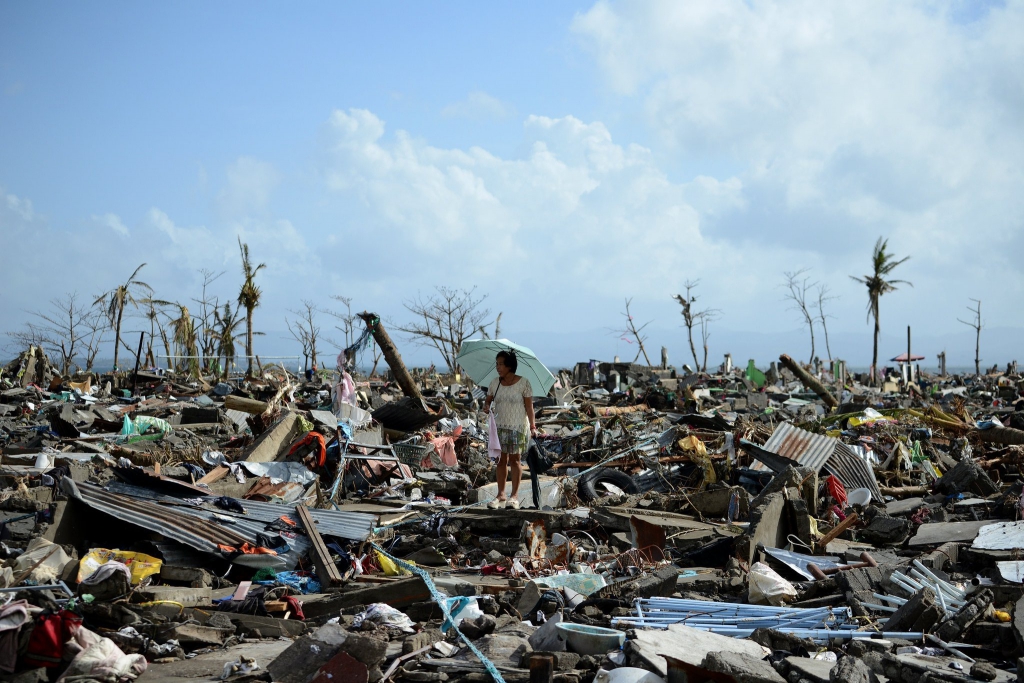 цунами Филиппины, 2013