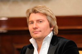 Сколько лет Николаю Баскову