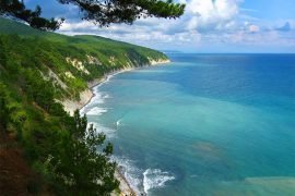 Где снять базу отдыха для каникул с семьей?