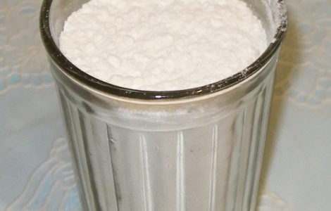 250 грамм муки в чашках. Стакан муки в граммах. 400 г муки в стаканах. 100 гр растительного масла. Стакан молока в граммах.