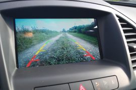 Как установить камеру заднего вида на автомобиль своими руками