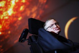 Стивен Хокинг знает, когда наступит Апокалипсис