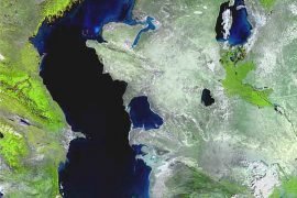Большое озеро в Азии, которое называют морем